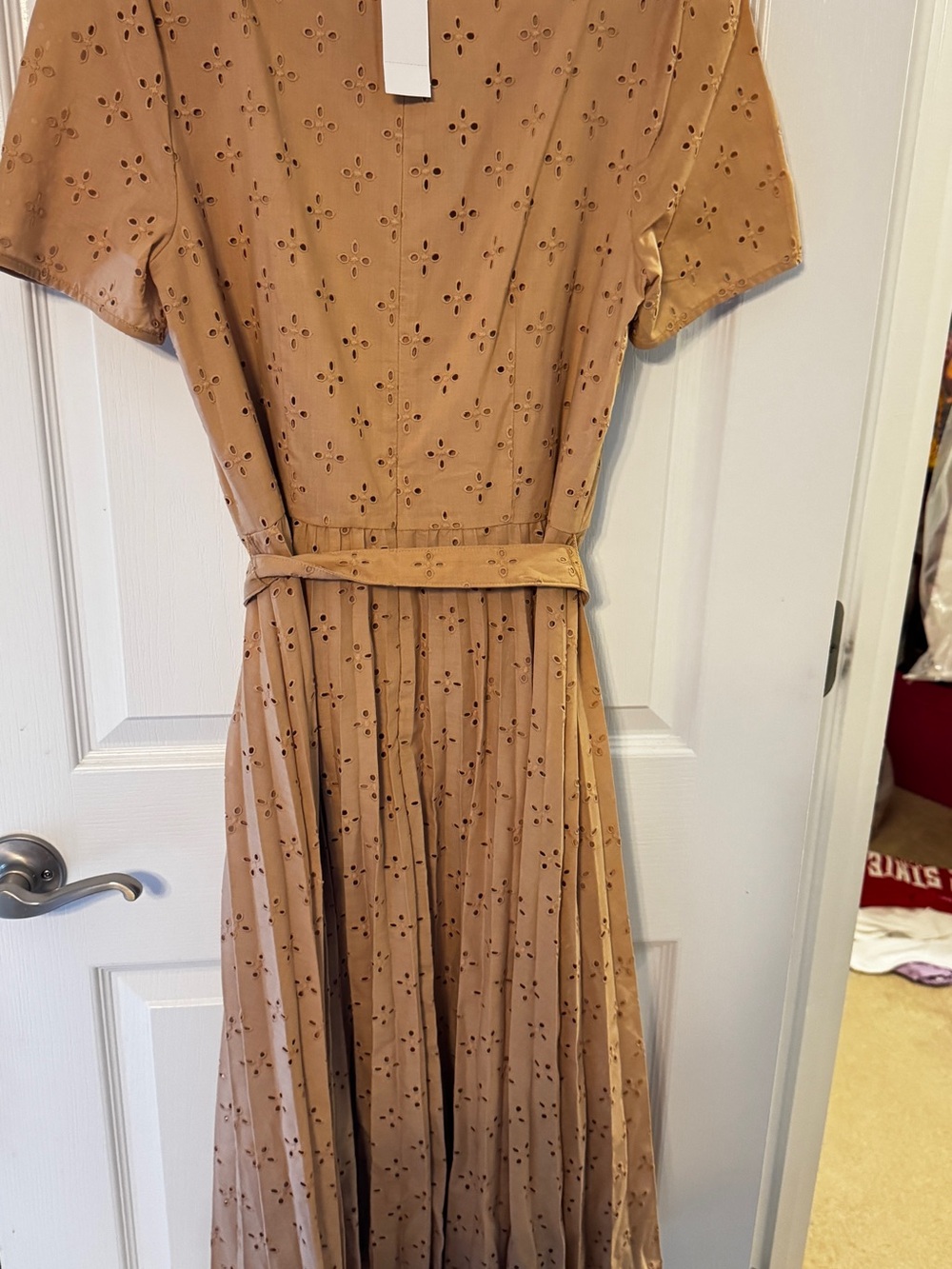 NWT: Ann Taylor Beige Eyelet Midi Dress in Caramel - Picture 3 of 4